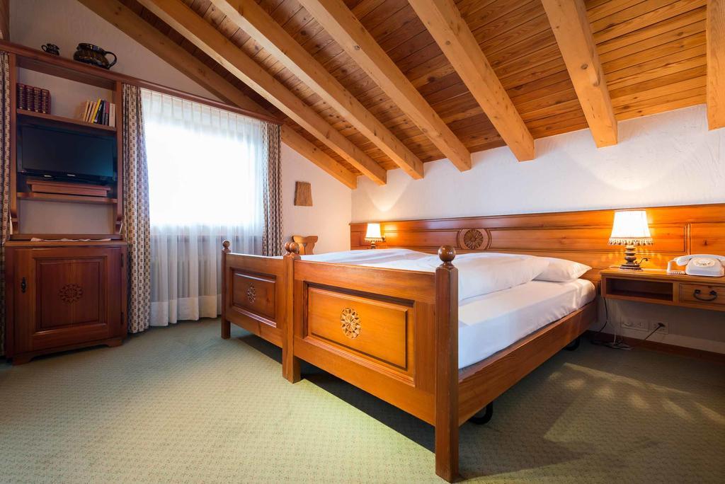 Swiss Chalet-Style Hotel Walliser Spycher Riederalp Kültér fotó